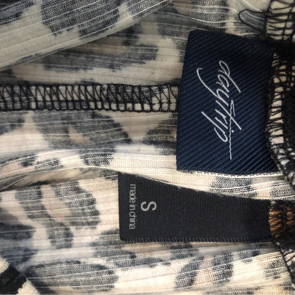 Day Trip‎ Small Ribbed Leopard Print Paperbag Pant - Picture 7 of 7